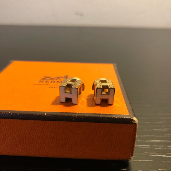 Hermes Stud Square Cube H Logo White Enamel Pierced Post Earrings Gold - Picture 2 of 5